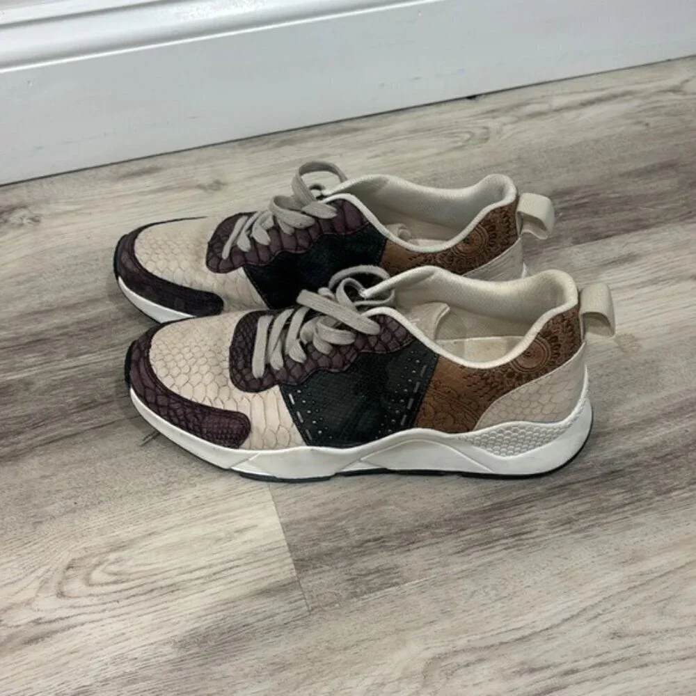 Desigual fashion sneaker